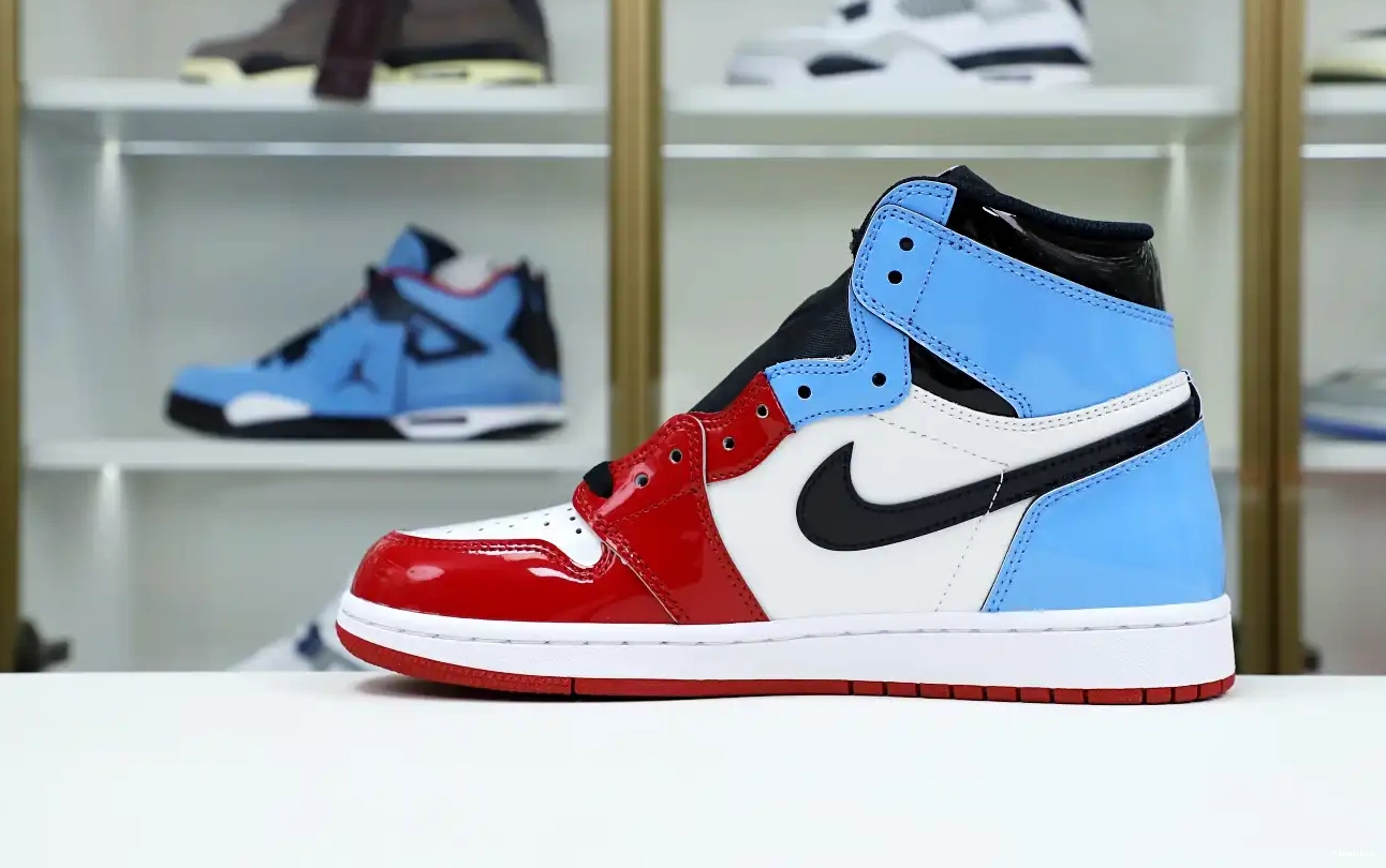 JORDAN 1 HIGH AIR RETRO 'FEARLESS' OG 0407